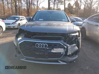 2023 Audi Q5 S line Premium Plus z VIN WA1EAAFY1P2061050, wystawiony jako IAAI lot #41598919 z przebiegiem 29 197 mil mil oraz . Historia ofert i sprzedaży dostępna na DreamBid. Obrazek 12.