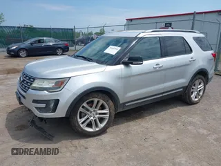 2016 Ford Explorer XLT z VIN 1FM5K8D84GGA63677, wystawiony jako IAAI lot #39649393 z przebiegiem 118 962 mil mil oraz . Historia ofert i sprzedaży dostępna na DreamBid. Obrazek 2.