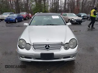 2002 Mercedes-Benz C 230/260/280/320 with VIN WDBRN47J62A228093, listed as a IAAI auction lot 41834495 with 164,436 mi miles and . Bid and sale history available at DreamBid. Image 12.