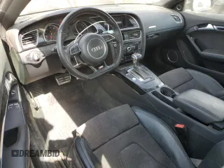 2014 Audi A5 Premium Plus z VIN WAUMFAFR7EA055877, wystawiony jako Copart lot #49126615 z przebiegiem 212 911 mil mil oraz Szkoda całkowita • Salvage title. Historia ofert i sprzedaży dostępna na DreamBid. Obrazek 8.