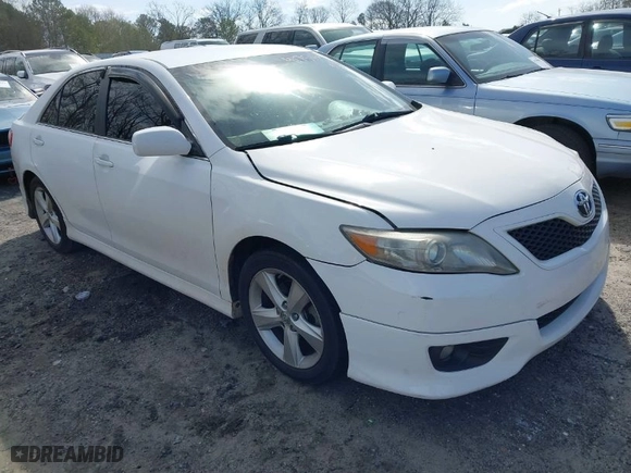 2011 Toyota Camry LE with VIN 4T1BF3EKXBU650285, listed as a IAAI auction lot 41751647 with 258,700 mi miles. Bid and sale history available at carsss.com. Image 1.