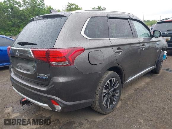 2018 Mitsubishi Outlander SEL with VIN JA4J24A52JZ042127, listed as a IAAI auction lot 42160276 with 106,789 mi miles and . Bid and sale history available at DreamBid. Image 4.