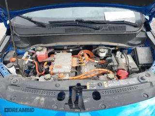 2022 Chevrolet Bolt EUV Premier with VIN 1G1FZ6S00N4133902, listed as a IAAI auction lot 41848203 with 137,784 mi miles. Bid and sale history available at carsss.com. Image 10.