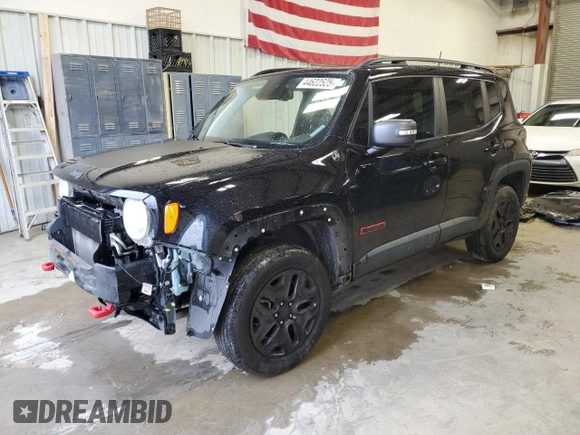 2018 Jeep Renegade Trailhawk with VIN ZACCJBCB4JPG87613, listed as a Copart auction lot 44622525 with 78,903 mi miles and Salvage Title. Bid and sale history available at carsss.com. Image 1.