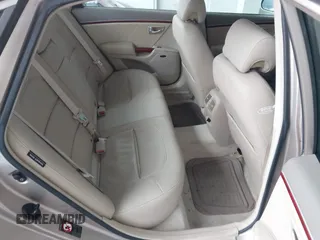 2007 Hyundai Azera SE with VIN KMHFC46F07A236118, listed as a IAAI auction lot 42717090 with 138,531 mi miles and . Bid and sale history available at DreamBid. Image 8.