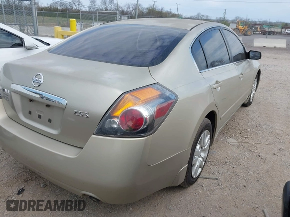 2009 Nissan Altima S with VIN 1N4AL21E19N510705, listed as a IAAI auction lot 41899671 with 160,737 mi miles and . Bid and sale history available at DreamBid. Image 4.