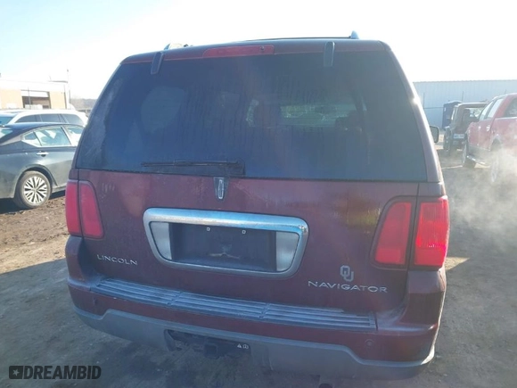 2003 Lincoln Navigator Ultimate with VIN 5LMFU27R53LJ13307, listed as a IAAI auction lot 41311773 with NaN miles. Bid and sale history available at carsss.com. Image 17.