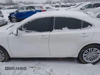 2015 Lexus ES with VIN JTHBK1GG1F2193282, listed as a IAAI auction lot 41238440 with 66,433 mi miles. Bid and sale history available at carsss.com. Image 14.