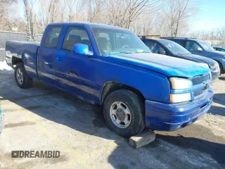2004 Chevrolet Silverado 1500 Z71 with VIN 1GCEK19T74Z226752, listed as a IAAI auction lot 41378156 with 188,382 mi miles. Bid and sale history available at carsss.com. Image 1.
