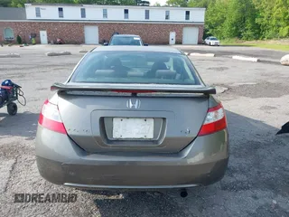 2007 Honda Civic Si z VIN 2HGFG21517H705635, wystawiony jako IAAI lot #42379678 z przebiegiem 231 174 mil mil oraz . Historia ofert i sprzedaży dostępna na DreamBid. Obrazek 14.