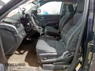 2020 Chevrolet Tahoe Commercial z VIN 1GNLCDEC0LR307321, wystawiony jako Copart lot #57272485 z przebiegiem 124 925 mil mil oraz Szkoda całkowita • Salvage title. Historia ofert i sprzedaży dostępna na DreamBid. Obrazek 7.