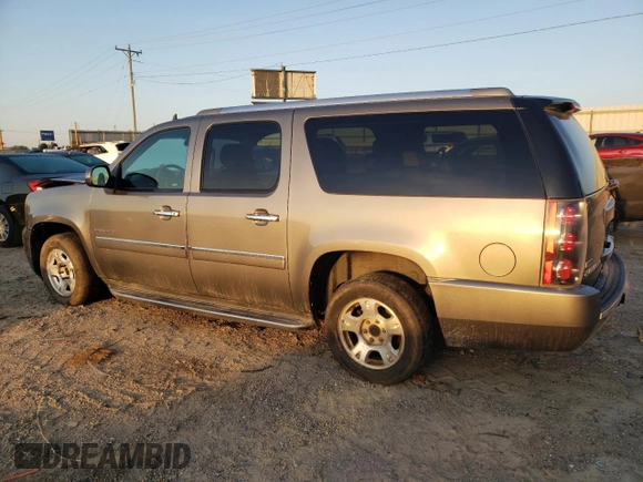 2012 GMC Yukon XL Denali with VIN 1GKS2MEF8CR200877, listed as a Copart auction lot 53282365 with 267,265 mi miles and Salvage Title. Bid and sale history available at carsss.com. Image 2.