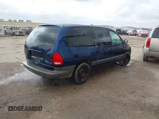 2000 Dodge Caravan SE z VIN 1B4GP44GXYB799162, wystawiony jako IAAI lot #41684108 z przebiegiem Nie podano mil oraz . Historia ofert i sprzedaży dostępna na DreamBid. Obrazek 4.