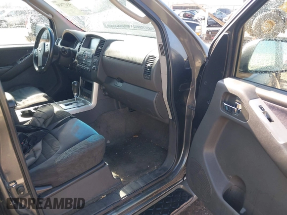 2008 Nissan Pathfinder S with VIN 5N1AR18U48C635588, listed as a IAAI auction lot 41477830 with 238,471 mi miles. Bid and sale history available at carsss.com. Image 5.