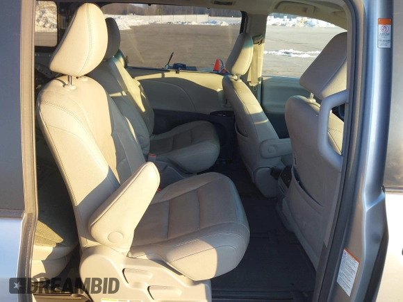2015 Toyota Sienna Ltd with VIN 5TDDK3DC1FS094834, listed as a IAAI auction lot 41344394 with 137,146 mi miles. Bid and sale history available at carsss.com. Image 8.