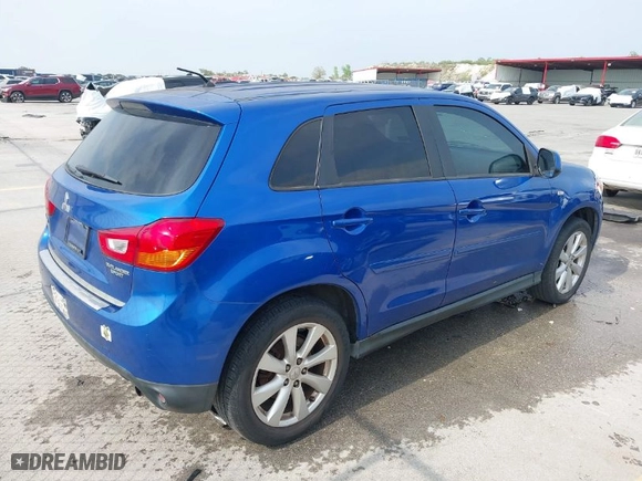 2015 Mitsubishi Outlander Sport ES with VIN 4A4AP3AU0FE018022, listed as a IAAI auction lot 41957390 with 110,725 mi miles. Bid and sale history available at carsss.com. Image 4.