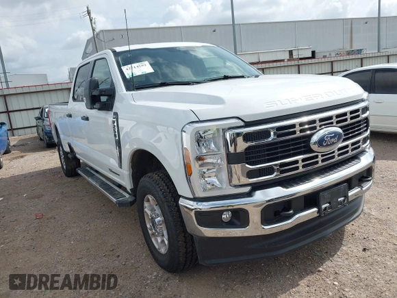 2025 Ford F-250 XL with VIN 1FT7W2BT9SEC54537, listed as a IAAI auction lot 42714592 with 6,334 mi miles and . Bid and sale history available at DreamBid. Image 1.