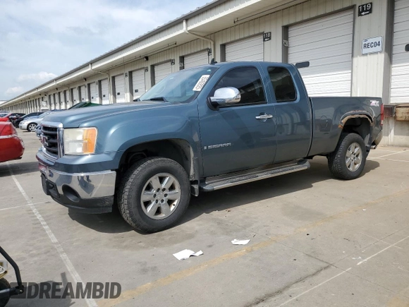 2008 GMC Sierra 1500 SLE1 z VIN 1GTEK19008Z173047, wystawiony jako Copart lot #55492825 z przebiegiem 295 701 mil mil oraz Szkoda całkowita • Salvage title. Historia ofert i sprzedaży dostępna na DreamBid. Obrazek 1.