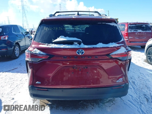 2021 Toyota Sienna XLE with VIN 5TDYSKFC8MS030845, listed as a IAAI auction lot 41628364 with 63,671 mi miles. Bid and sale history available at carsss.com. Image 17.