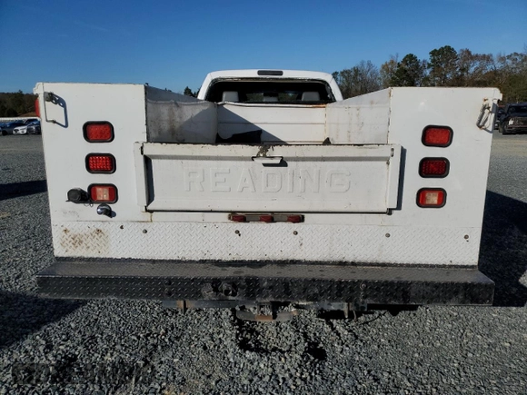 2015 Ford F-350 with VIN 1FD8W3G65FED35954, listed as a Copart auction lot 81807364 with 128,541 mi miles and Salvage title. Bid and sale history available at DreamBid. Image 6.