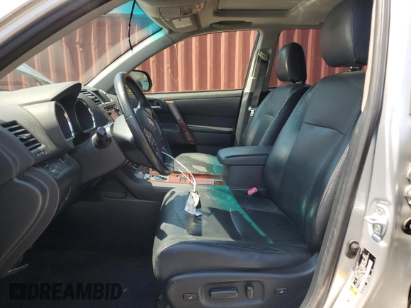 2013 Toyota Highlander Limited with VIN JTEDC3EH1D2018036, listed as a Copart auction lot 61430925 with 153,391 mi miles and Salvage title. Bid and sale history available at DreamBid. Image 7.