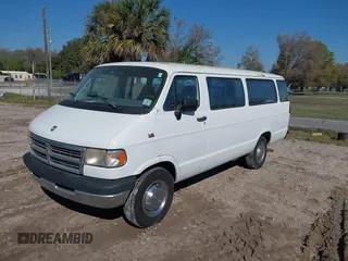 1995 Dodge Passenger with VIN 2B5WB35Z2SK548881, listed as a IAAI auction lot 41665829 with 100,467 mi miles. Bid and sale history available at carsss.com. Image 2.