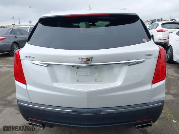 2018 Cadillac XT5 FWD with VIN 1GYKNARS3JZ160076, listed as a IAAI auction lot 41923317 with NaN miles. Bid and sale history available at carsss.com. Image 17.