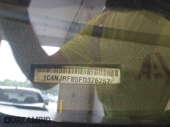 2015 Jeep Patriot High Altitude с VIN 1C4NJRFB5FD376257, выставлен на аукционе IAAI как лот 42792428 с пробегом 101 262 миль миль и . История ставок и продаж доступна на DreamBid. Изображение 9.