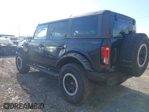 2024 Ford Bronco Big Bend z VIN 1FMDE7BH9RLB43700, wystawiony jako IAAI lot #41989406 z przebiegiem 10 101 mil mil oraz . Historia ofert i sprzedaży dostępna na DreamBid. Obrazek 3.