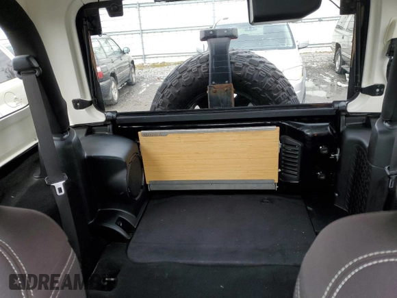 2014 Jeep Wrangler Sahara with VIN 1C4AJWBG0EL306703, listed as a Copart auction lot 51450215 with 115,932 mi miles and Salvage Title. Bid and sale history available at DreamBid. Image 10.