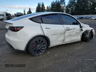 2022 Tesla Model Y Performance with VIN 7SAYGDEF2NF325084, listed as a Copart auction lot 44814525 with Not Provided miles and Salvage Title. Bid and sale history available at DreamBid. Image 3.