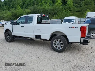 2023 Ford F-250 XL с VIN 1FT7X2BA7PEC78466, выставлен на аукционе Copart как лот 60484385 с пробегом 65 359 миль миль и Списание • Salvage title. История ставок и продаж доступна на DreamBid. Изображение 2.