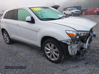 2015 Mitsubishi Outlander SE с VIN 4A4AR4AU0FE045415, выставлен на аукционе IAAI как лот 42708022 с пробегом 122 240 миль миль и . История ставок и продаж доступна на DreamBid. Изображение 1.