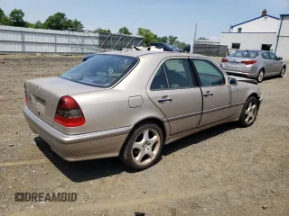 2000 Mercedes-Benz C 230/260/280/320 with VIN WDBHA29G8YA784170, listed as a Copart auction lot 60810054 with Not Provided miles and Salvage Title. Bid and sale history available at carsss.com. Image 3.