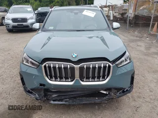 2024 BMW X1 xDrive28i with VIN WBX73EF05R5Z86851, listed as a IAAI auction lot 42439728 with 3,501 mi miles and . Bid and sale history available at DreamBid. Image 12.