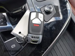 2019 Audi Q7 Prestige with VIN WA1VABF75KD030619, listed as a IAAI auction lot 41865422 with 66,151 mi miles and . Bid and sale history available at DreamBid. Image 11.