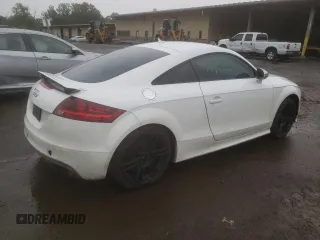 2010 Audi TTS z VIN TRUK1AFK8A1021653, wystawiony jako Copart lot #65677094 z przebiegiem 170 461 mil mil oraz Szkody całkowita. Historia ofert i sprzedaży dostępna na DreamBid. Obrazek 3.