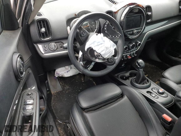 2018 MINI Countryman Cooper S with VIN WMZYT3C34J3E00485, listed as a Copart auction lot 82463944 with 0 mi miles and Clean Title. Bid and sale history available at carsss.com. Image 8.