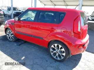 2013 Kia Soul ! with VIN KNDJT2A65D7618115, listed as a IAAI auction lot 41838807 with 52,159 mi miles. Bid and sale history available at carsss.com. Image 3.