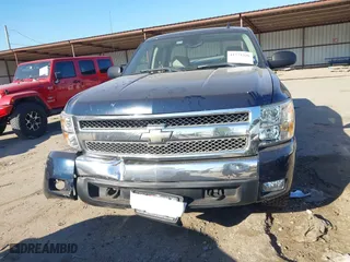 2007 Chevrolet Silverado 1500 Work Truck with VIN 1GCEC19C77Z509671, listed as a IAAI auction lot 41771336 with 256,817 mi miles. Bid and sale history available at carsss.com. Image 12.