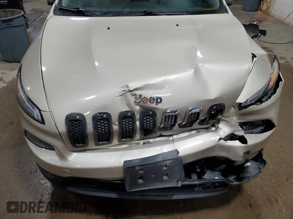 2015 Jeep Cherokee Latitude with VIN 1C4PJMCS1FW601438, listed as a Copart auction lot 48332875 with 135,380 mi miles and Salvage Title. Bid and sale history available at DreamBid. Image 14.