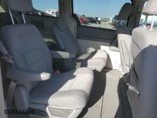 2008 Chrysler Town & Country Touring with VIN 2A8HR54P68R613084, listed as a Copart auction lot 48606775 with 157,751 mi miles and Salvage Title. Bid and sale history available at carsss.com. Image 11.