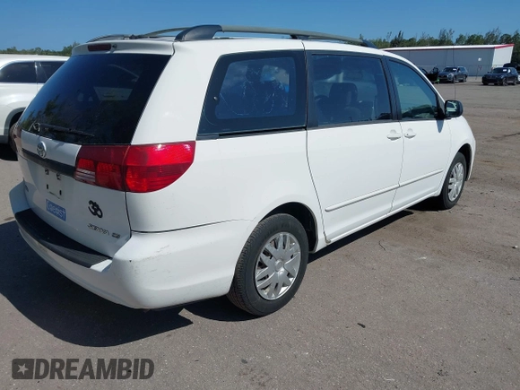 2005 Toyota Sienna CE with VIN 5TDZA23C55S316391, listed as a IAAI auction lot 42062602 with 431,359 mi miles. Bid and sale history available at carsss.com. Image 4.