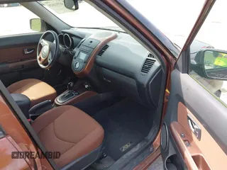 2012 Kia Soul + with VIN KNDJT2A63C7422074, listed as a IAAI auction lot 41911029 with 112,125 mi miles. Bid and sale history available at carsss.com. Image 5.