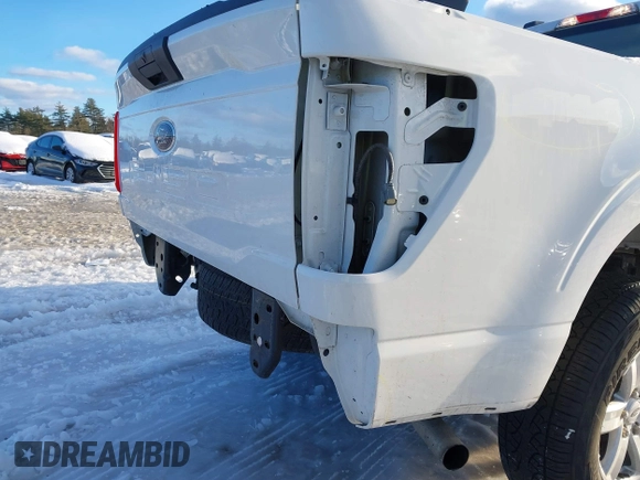 2022 Ford F-150 XL z VIN 1FTEX1EBXNKF15858, wystawiony jako IAAI lot #41478000 z przebiegiem 14 447 mil mil oraz . Historia ofert i sprzedaży dostępna na DreamBid. Obrazek 20.