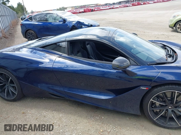 2019 McLaren 720S z VIN SBM14DCA2KW002960, wystawiony jako IAAI lot #41902025 z przebiegiem 10 788 mil mil oraz . Historia ofert i sprzedaży dostępna na DreamBid. Obrazek 13.