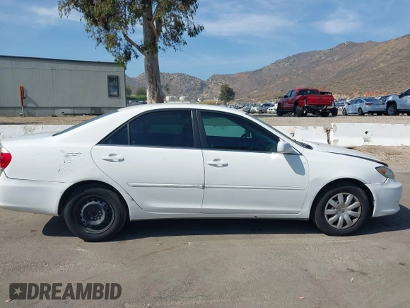 2006 Toyota Camry STD с VIN 4T1BE30K16U695700, выставлен на аукционе IAAI как лот 42477112 с пробегом 214 443 миль миль и . История ставок и продаж доступна на DreamBid. Изображение 13.
