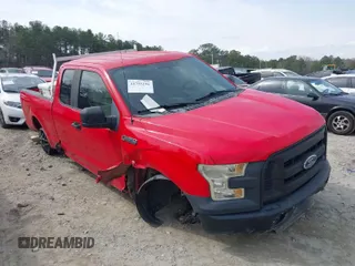 2015 Ford F-150 XL with VIN 1FTEX1CF4FFB01314, listed as a IAAI auction lot 41793296 with 141,347 mi miles. Bid and sale history available at carsss.com. Image 1.