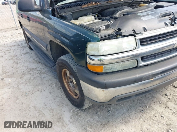 2002 Chevrolet Suburban LS with VIN 3GNEC16Z62G351865, listed as a IAAI auction lot 42035541 with 234,846 mi miles. Bid and sale history available at carsss.com. Image 6.