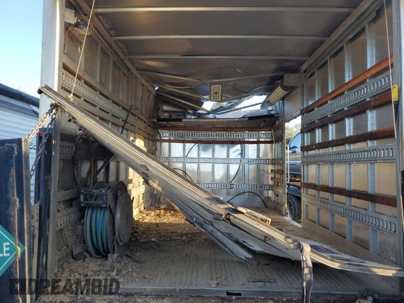 2020 Isuzu NRR IBT with VIN JALE5W165L7306294, listed as a Copart auction lot 86615774 with Not provided miles and Salvage title. Bid and sale history available at DreamBid. Image 10.